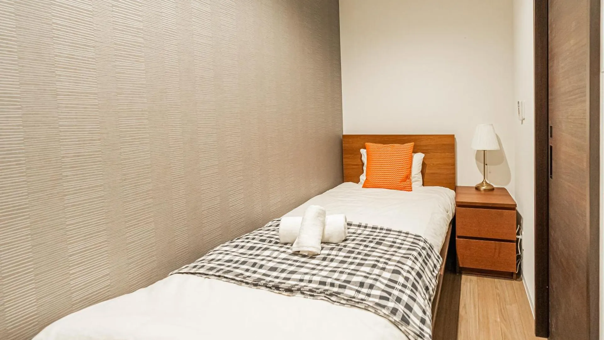 Apartment Osaka 2 Bedroom House 空蟬