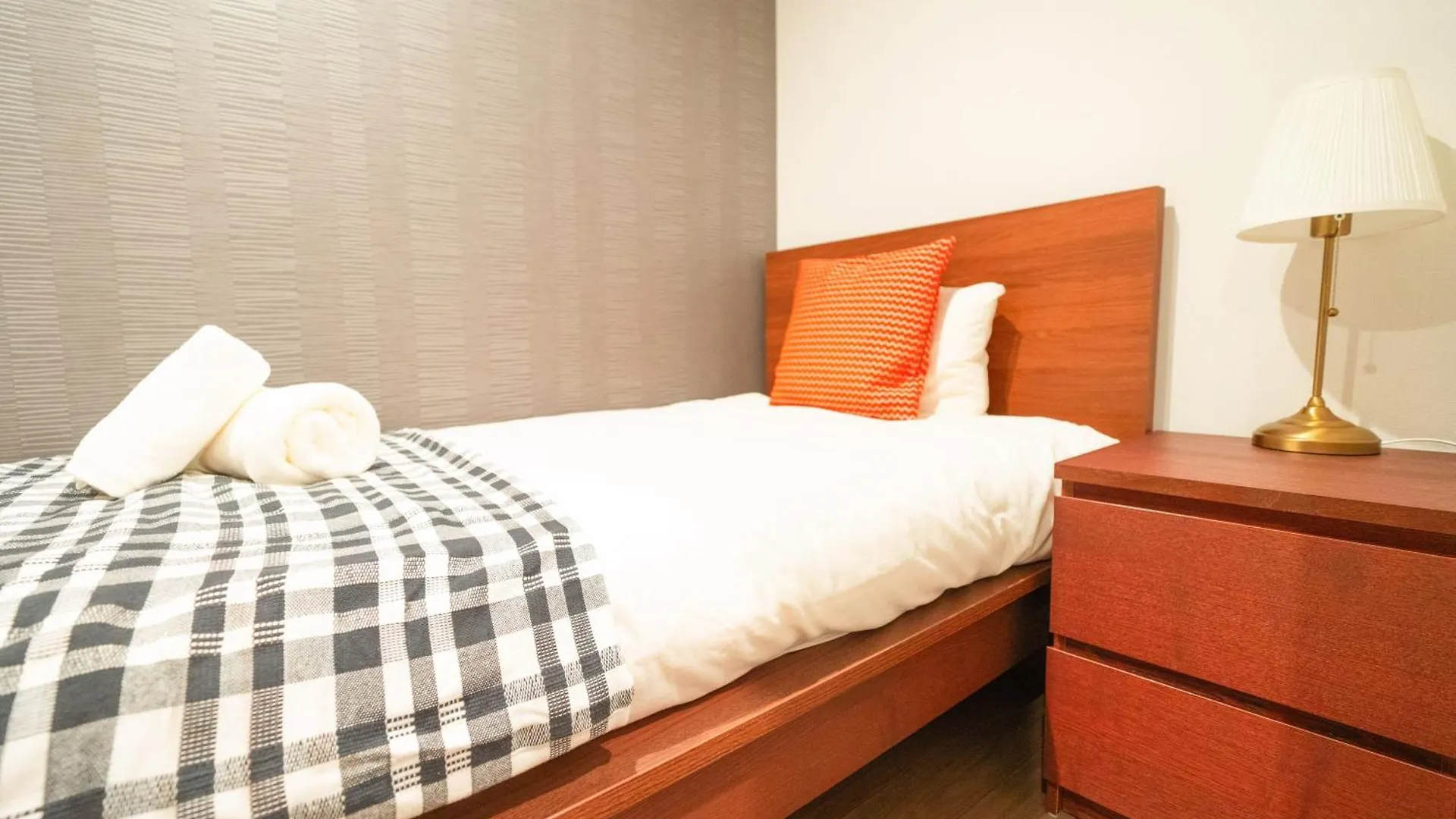 Osaka 2 Bedroom House 空蟬 Japan