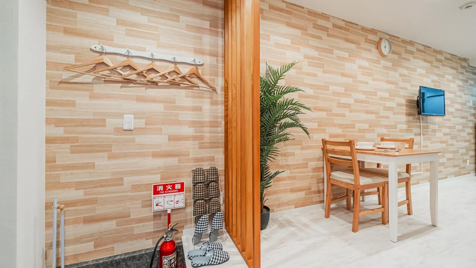 Osaka 2 Bedroom House 空蟬 شقة